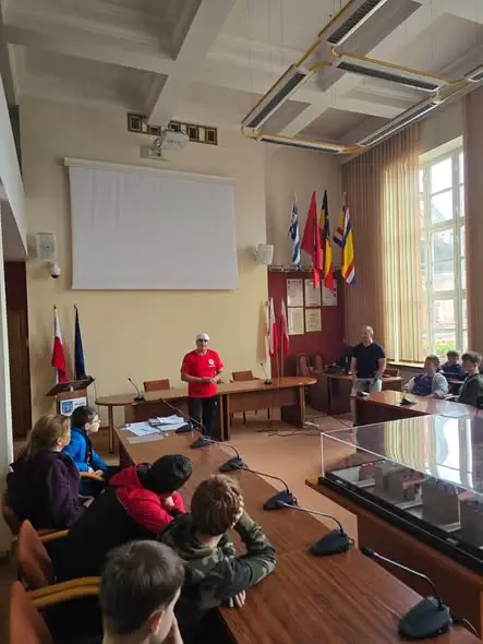 Uczniowie z Iławy w grze terenowej o zdrowym powietrzu