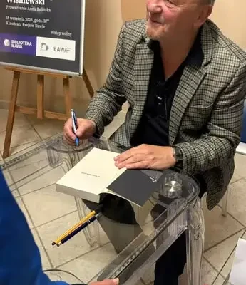 Janusz Leon Wiśniewski spotkał się z uczniami w Iławie