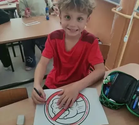 Tydzień Przeciwdziałania Przemocy Rówieśniczej w klasie 3a – warsztaty, plakat i rozmowy o szacunku
