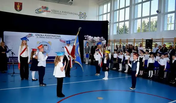 Ślubowanie pierwszoklasistów w Szkole Podstawowej im. Mikołaja Kopernika w Lubawie