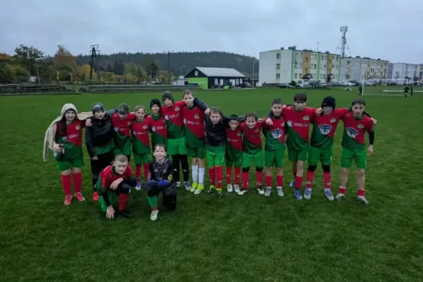 Młode Lwy II Mszanowo rozgromione 12:2 w ostatnim meczu ligowym młodzików