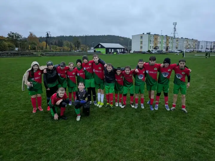 Młode Lwy II Mszanowo rozgromione 12:2 w ostatnim meczu ligowym młodzików
