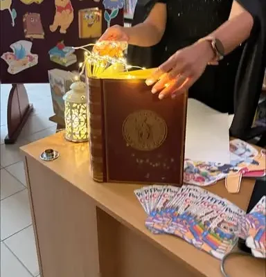 Pierwszoklasiści złożyli ślubowanie i dołączyli do grona czytelników szkolnej biblioteki