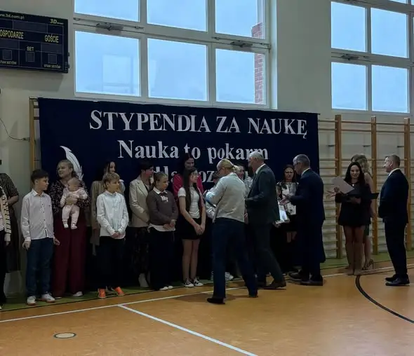Stypendia Wójta Gminy Iława dla uczniów Szkoły Podstawowej w Gromotach